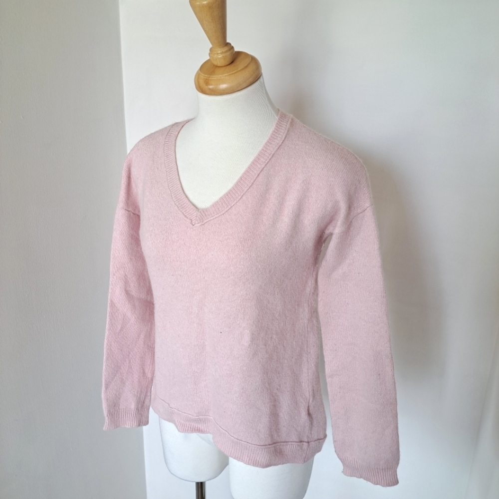 Banana Republic Light Pink V-Neck Sweater